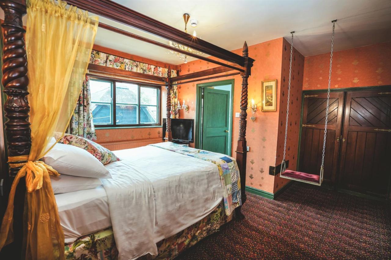 ฮันเดรด เฮ้าท์ โฮเต็ล Hotel ไอรอนบริดจ์ ภายนอก รูปภาพ